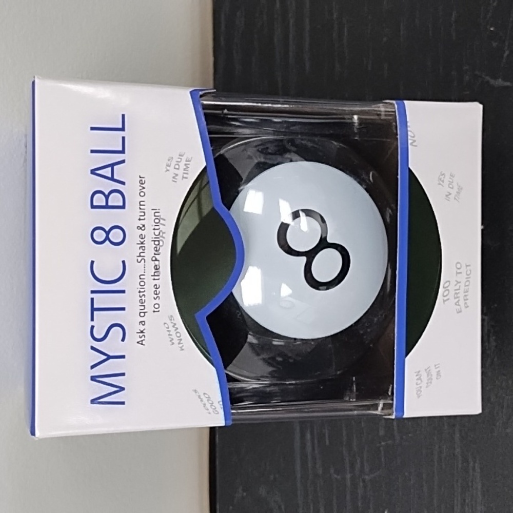 NIB MYSTIC 8 BALL